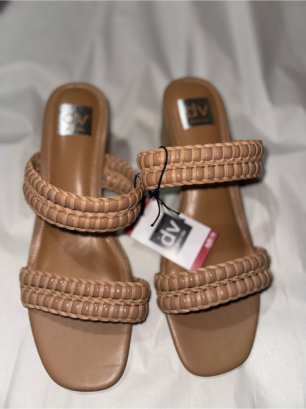 Dolce Vita Ladies Cushioned Memory Foam Lightweight Santana Sandal 10 nwt